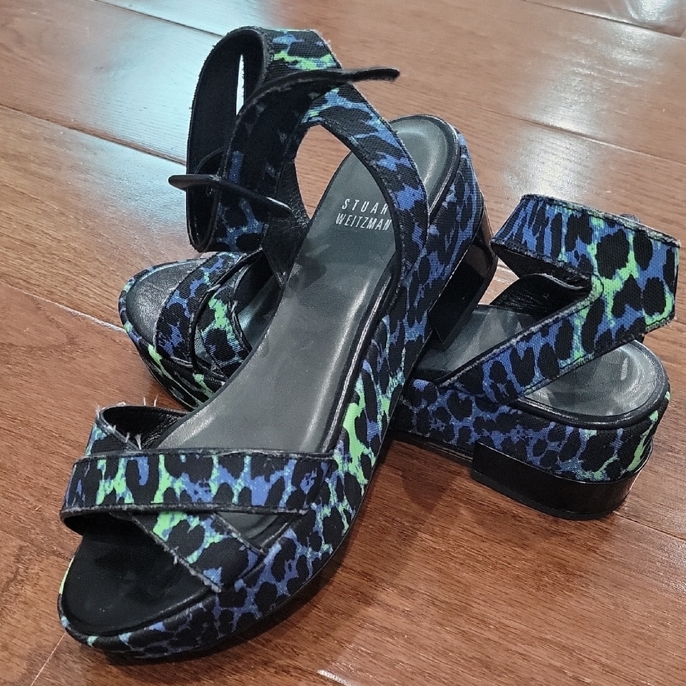 Stuart Weitzman Women's Black and Blue Sandals